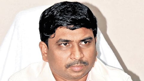 Palnadu District Collector Sivashankar Lotheti
