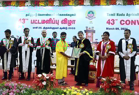 Tamil Nadu Governor RN
Ravi along with Manoj Ahuja, secretary, Department of Agriculture and
Farmer Welfare, TNAU VC V Geethalakshmi, and other dignities presented
degree certificates to 1589 students in the 43rd
Convocation at Tamil Nadu Agricultural University in Coimbatore on
Saturday.