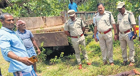 Kasibugga range forest officials inspecting the spot where the farmers were killed in Vajrapukotturu mandal of Srikakulam district on Saturday