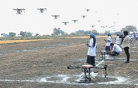 Coromandel delivers 200 drones to women SHGs