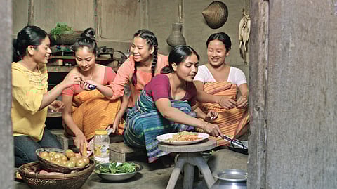 A still from Gorai Phakhri