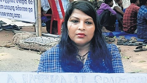 Archana Kanungo selling vegetables on the roadside