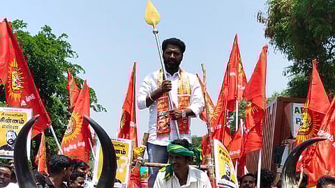Tenkasi Lok Sabha candidate of Naam Tamilar Katchi (NTK) Esai Mathivanan on a bullock cart