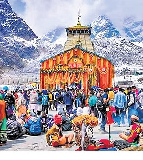 Dehradun Diary: Pilgrims on Char Dham Yatra to see snow this year