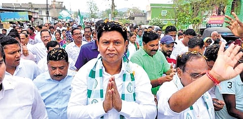 Pranab Prakash Das participating in the procession of BJD workers