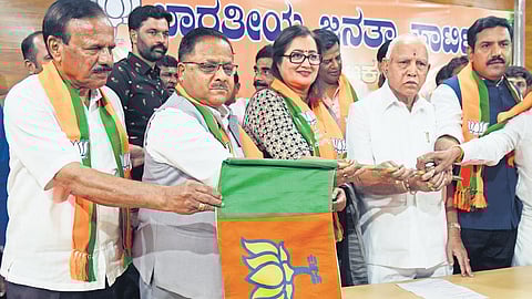 Mandya MP Sumalatha Ambareesh is welcomed into the BJP by party national general secretary Radha Mohan Das Agarwal, state president BY Vijayendra, and former CMs BS Yediyurappa and DV Sadananda Gowda in Bengaluru on Friday