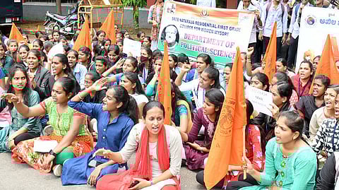 ABVP members staged protest condemning the murder of Hubballi college student Neha Hiremath incident in Mysuru on Saturday.