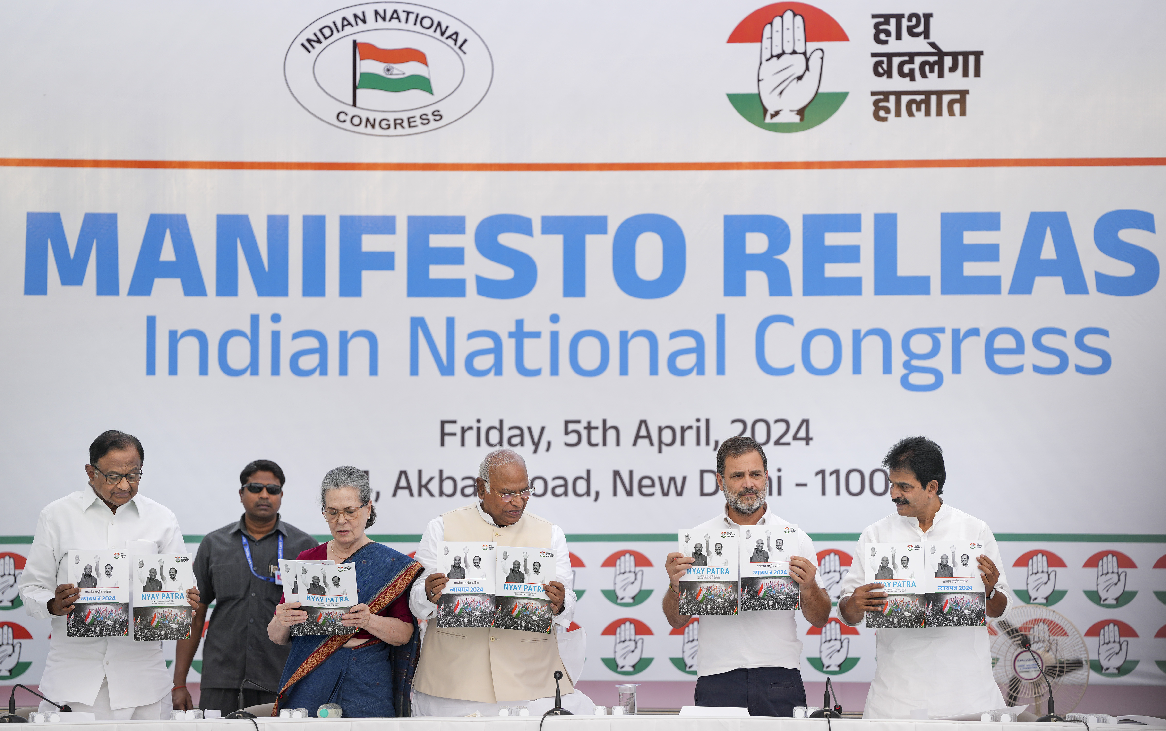 Congress President Mallikarkun Kharge with senior party leaders Sonia Gandhi, Rahul Gandhi, KC Venugopal and P. Chidambaram releases the party's manifesto ahead of Lok Sabha elections, in New Delhi.
