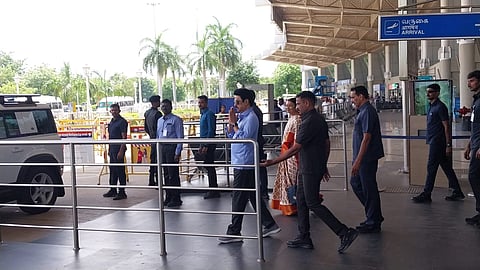 CM MK Stalin reaches Kodaikanal with family for summer vacation