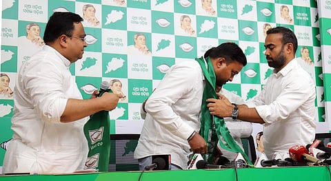 Rohit Joseph Tirkey join BJD in presence of senior BJD leaders Sasmit Patra and Pritiranjan Ghadai at Sankha Bhawan in Bhuban
