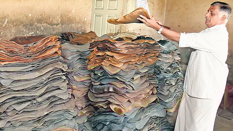 Sibi Kalurkulangara arranges rubber sheets at his shop in Erumeli
| pics: Shaji Vettipuram