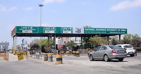 The information will be displayed on signage boards at visible locations, including fee plaza approaches, customer service areas, and entry or exit points.