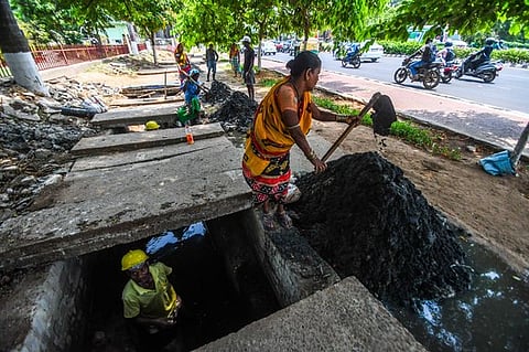 BMC on Tuesday signed an MoU with IIT-Roorkee to prepare a comprehensive stormwater management plan and a DPR to tackle issues of urban deluge and waterlogging in the capital city during monsoon.