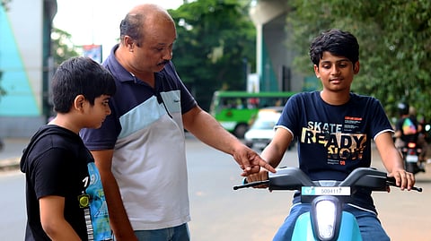 This vehicle, provided by Bengaluru-based Yulu in collaboration with Zeco Mobility, has quickly become a favoured mode of transport for Kochi’s residents, particularly for short trips.