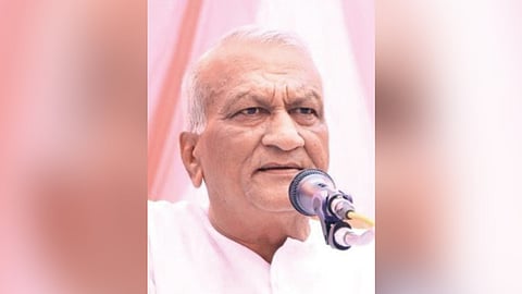 Congress leaders Raju Kage