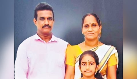 Sreenu with his wife Preetha and daughter Sreenanda