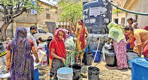 Alert sounded as sweltering heatwave ravages parts of Rajasthan, toll 14