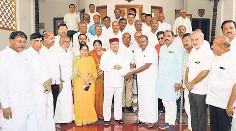 JDS state president and former chief minister HD Kumaraswamy, accompanied by senior party colleagues, calls on Governor Thaawarchand Gehlot at Raj Bhavan, to submit a memorandum, in Bengaluru on Thursday