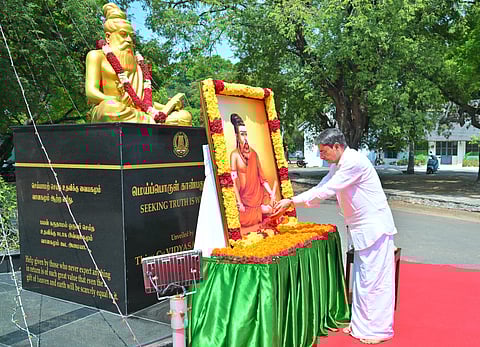 Governor RN Ravi pays floral tributes to Saint Thiruvalluvar at Raj Bhavan.