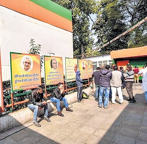 When voters approached police and security personnel regarding any confusion regarding the poll process, they would promptly be directed towards the BJP booths.