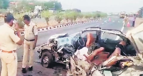 The Alto car in which they were travelling, hit a road divider at Sunkalamma temple when the driver of the vehicle winked.
