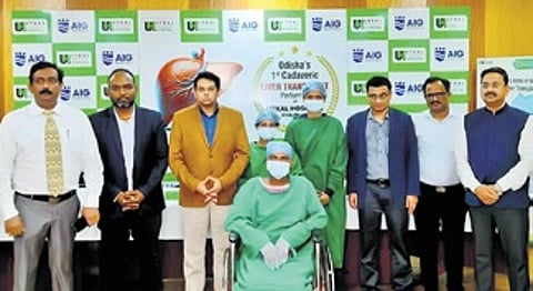 The patient Sarat Pradhan with surgeons and staff of Utkal Hospital and AIG hospital