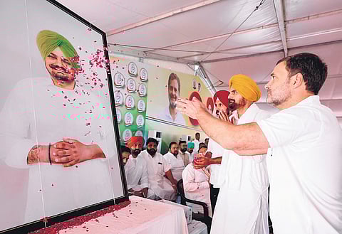 Rahul Gandhi pays tribute to late Punjabi singer Sidhu Moosewala in Ludhiana.