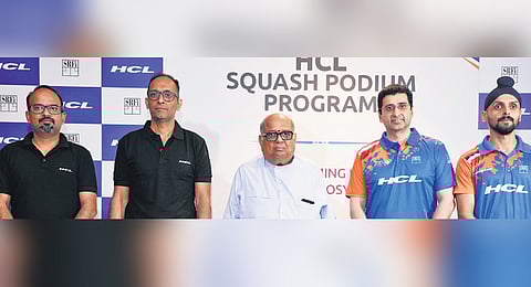 (L-R) Rajat Chandolia, HCL; Sundar Mahalingam, HCL; N Ramachandran, patron, SRFI; Cyrus Pooncha, secretary general, SRFI; Harinder Pal, player
