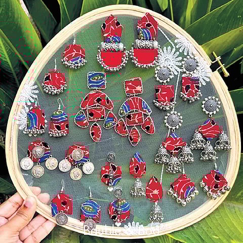 Different stalls will cater to various needs; for instance, jewellery enthusiasts can explore brands like Aabaranam and Inside Art.