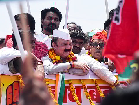 BJP's Rae Bareli candidate Dinesh Pratap Singh (R) called Congress Amethi candidate KL Sharma, priyanka Gandhi's clerk