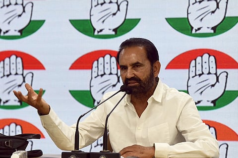 Congress leader Shaktisinh Gohil addresses a press conference,
