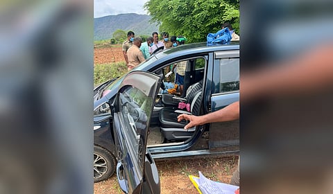 Locals saw a Kerala registration car parked at the foothills of Cumbum Mettu for long hours and after inspecting, they found three family members dead inside.