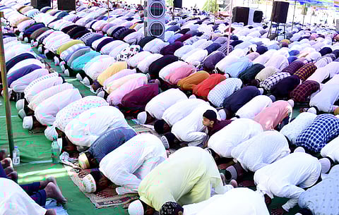 I,age used for representational purposes