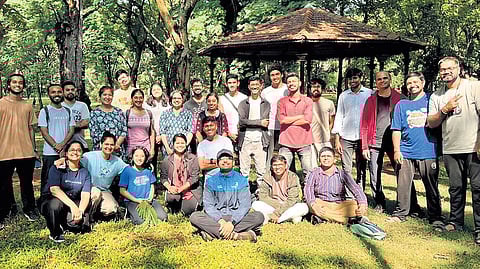 Members of the Sanskrit
Weekend group at Cubbon Park
in Bengaluru