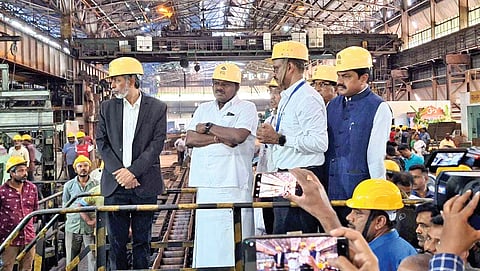 Union Minister for Steel and Heavy Industries HD Kumaraswamy visits the VISL plant in Bhadravathi on Sunday