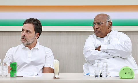 Congress President Mallikarjun Kharge seen with party MP Rahul Gandhi.