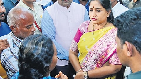 Home Minister Vangalapudi Anitha visited the crime scene and later interacted with the family members of the deceased.