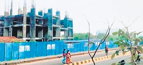 The incomplete building of Dewa Projects at Marine Drive