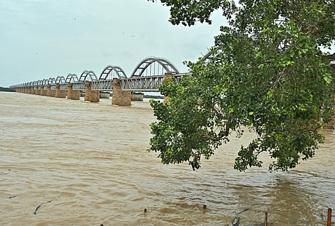 16 lakh cusecs of water going into the sea from Rajamahendravaram Dowleswaram Barrage and old rail.