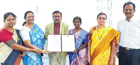 Damacharla Sakkubayamma Government Degree College for Women in Ongole. Dr Kalyani Principal- receiving the "NAAC A+ grade certificate" from Dr Pola Bhaskar, Academic guidance officer and the Zonal Officer.