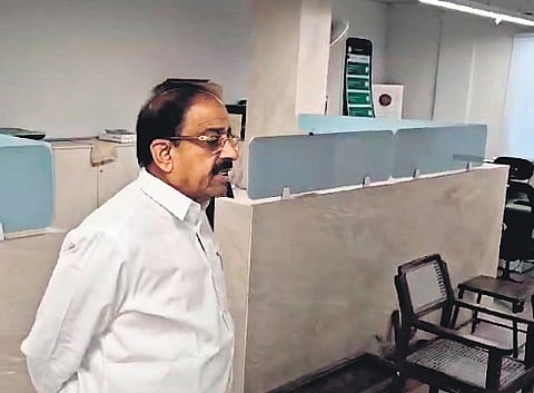 Agriculture Minister Thummala Nageshwara Rao inspects offices of his department