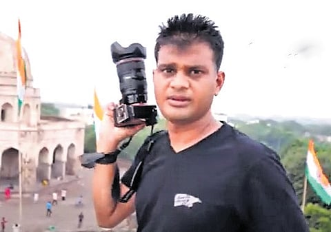 Vicky Roy, Photographer