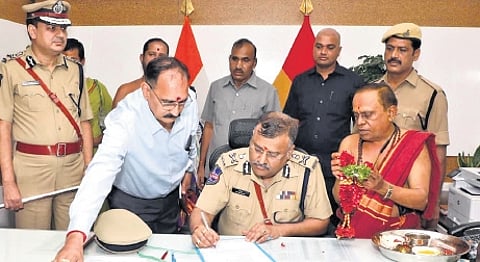 Dr Jitender takes charge as the new Director General of Police on Wednesday