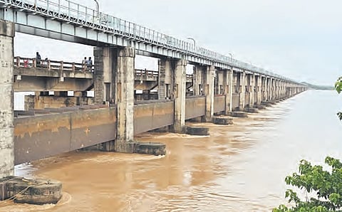 Dowleswaram Barrage in R’varam; Alluri Sitarama Raju district Collector AS Dinesh Kumar along with other officials visited the flood-hit villages on Wednesday