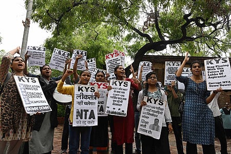 Student protesting against the NTA at Delhi University.