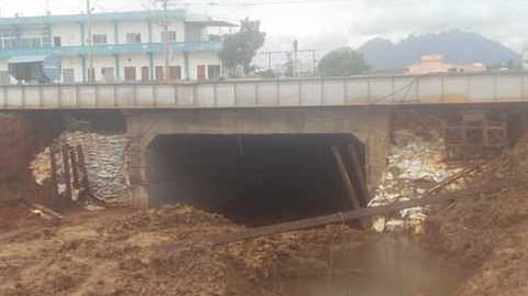 Non completion of Oottuvalmadam railway sub way work near Nagercoil junction railway station.