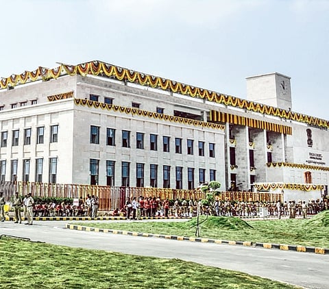 Representational image