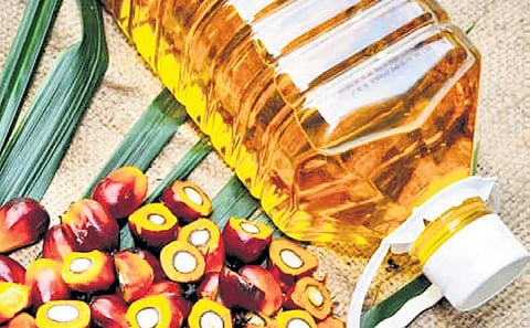 The wholesale price of palm oil is about Rs 100/litre compared to Rs 150/litre for coconut oil.