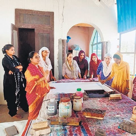 PM lauds women of Rohtak SHG