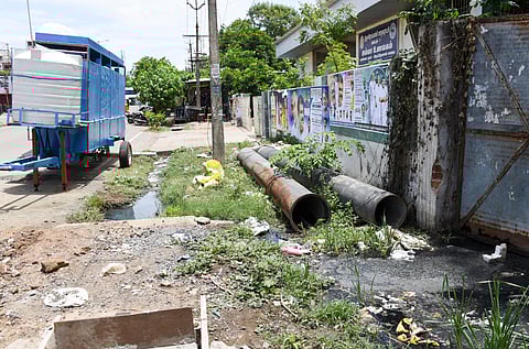 Drainage water from Anna Nagar Amma Canteen in Tiruchy flowing to the road on Saturday